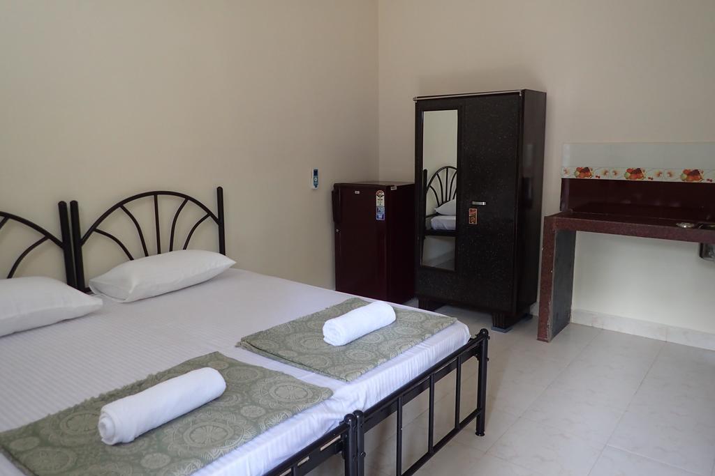 Bella Guest House Калангуте Екстериор снимка