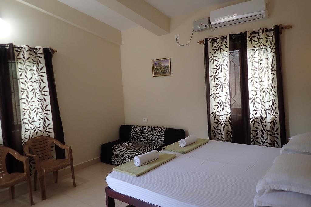 Bella Guest House Калангуте Екстериор снимка