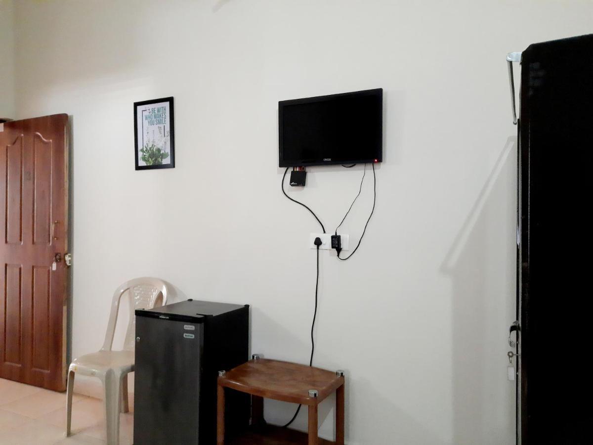 Bella Guest House Калангуте Екстериор снимка