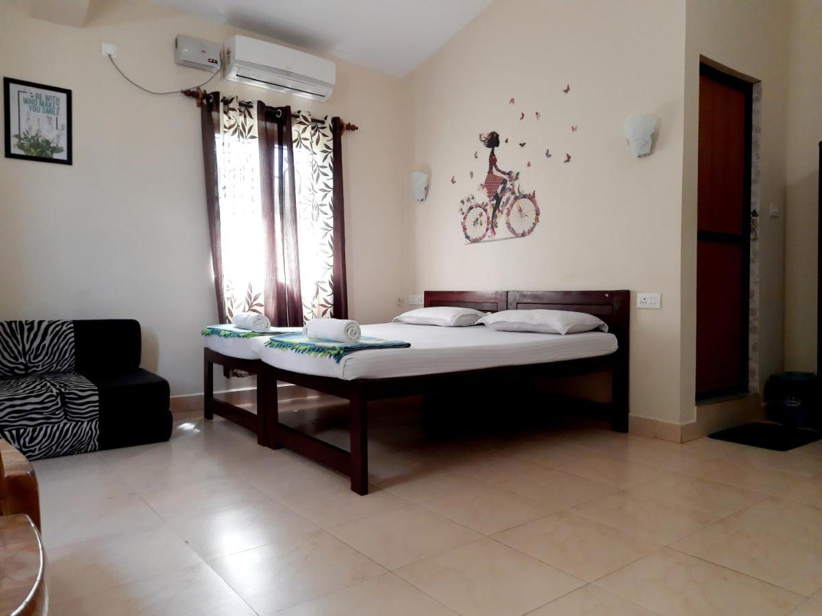 Bella Guest House Калангуте Екстериор снимка